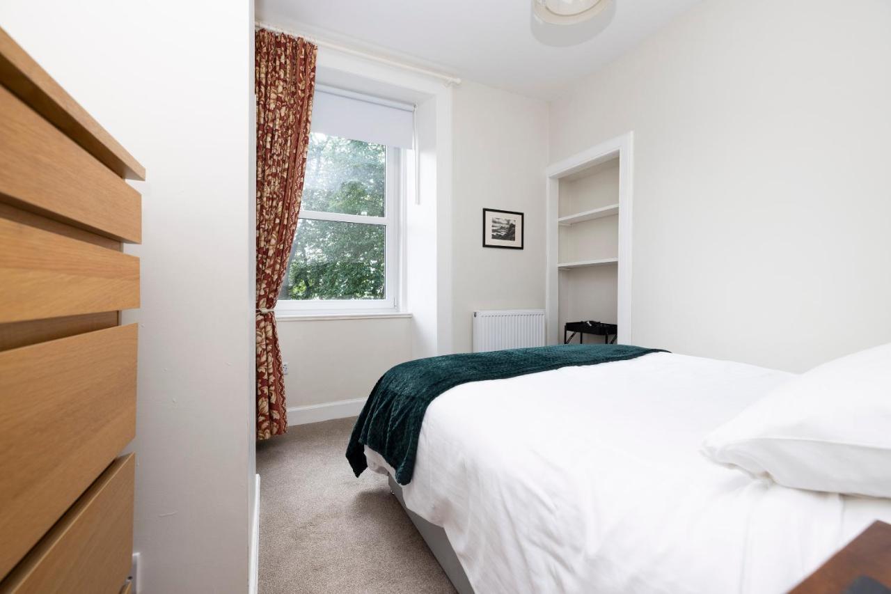 Edinburgh Holyrood Park Views Apartment Buitenkant foto