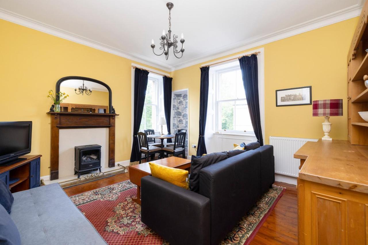 Edinburgh Holyrood Park Views Apartment Buitenkant foto
