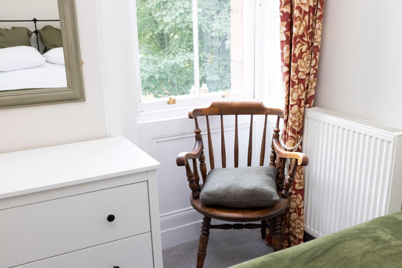 Edinburgh Holyrood Park Views Apartment Buitenkant foto
