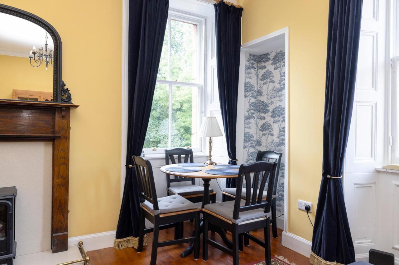 Edinburgh Holyrood Park Views Apartment Buitenkant foto