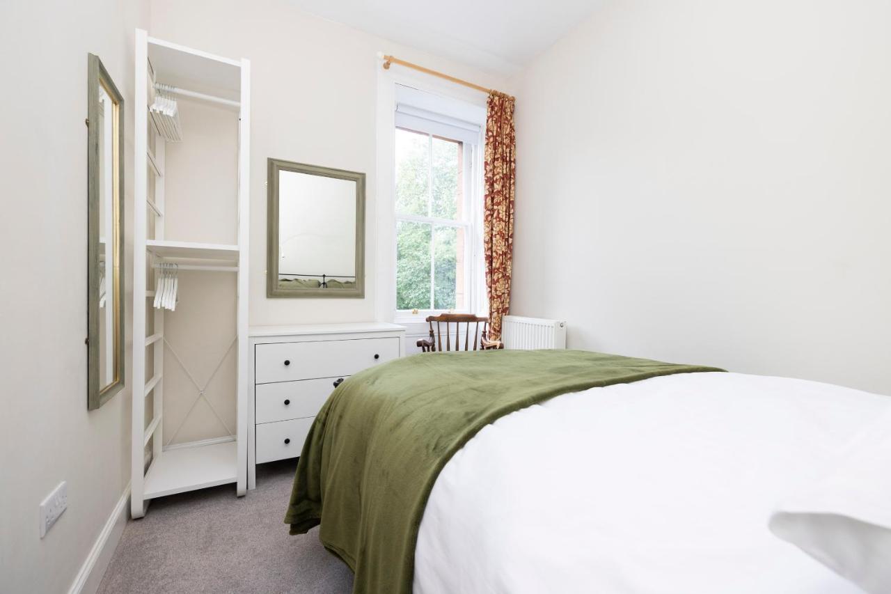 Edinburgh Holyrood Park Views Apartment Buitenkant foto