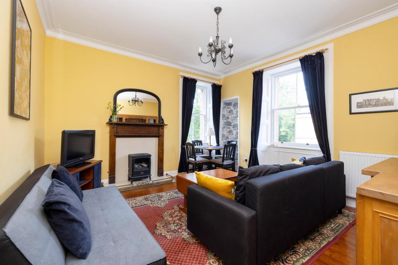 Edinburgh Holyrood Park Views Apartment Buitenkant foto